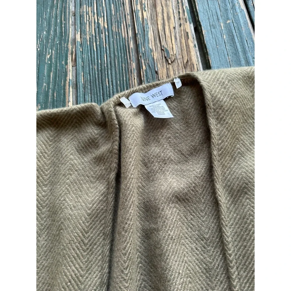 Nine West Womens Plaid Poncho Wrap Olive Green‎ Rust Herringbone Fringe One Size